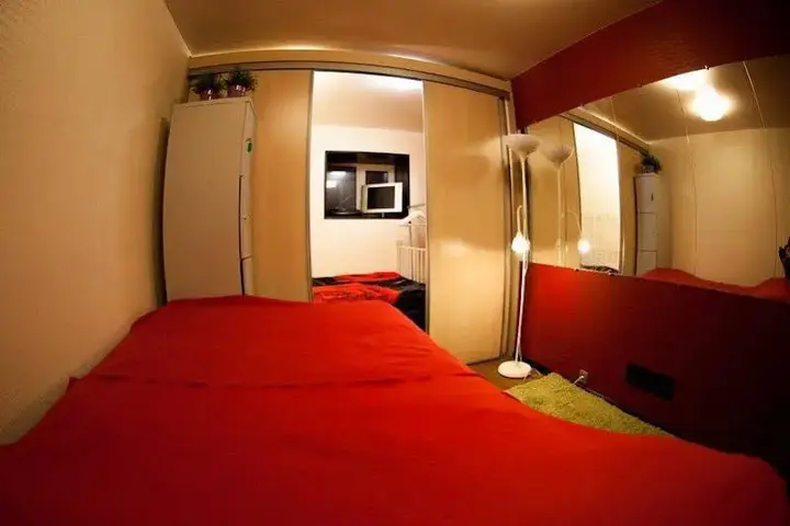 Санкт-Петербург: Four Rooms Hostel