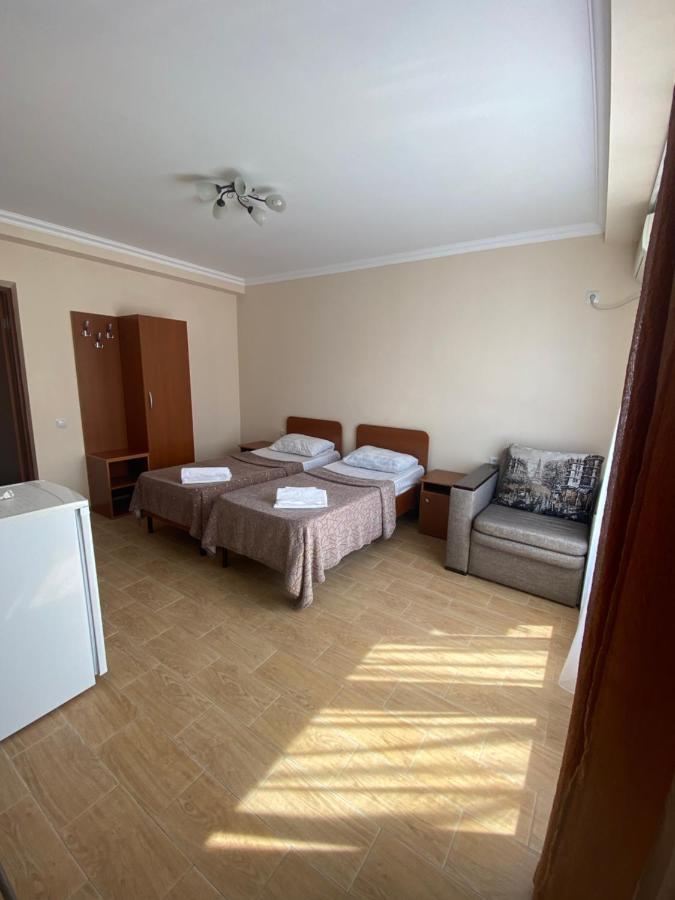 Новомихайловский: Guest House Milana