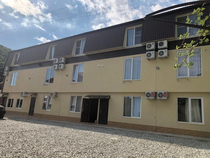 Новомихайловский: Guest House Milana