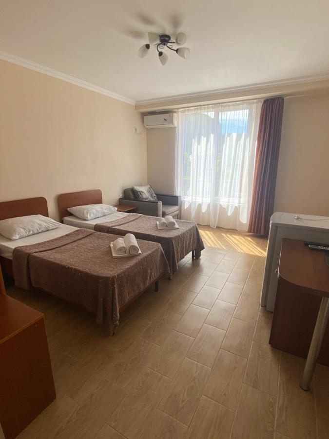 Новомихайловский: Guest House Milana