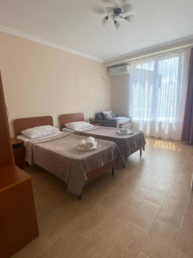 Новомихайловский: Guest House Milana