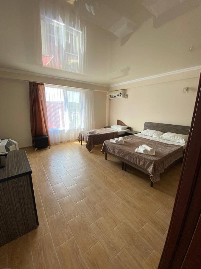 Новомихайловский: Guest House Milana