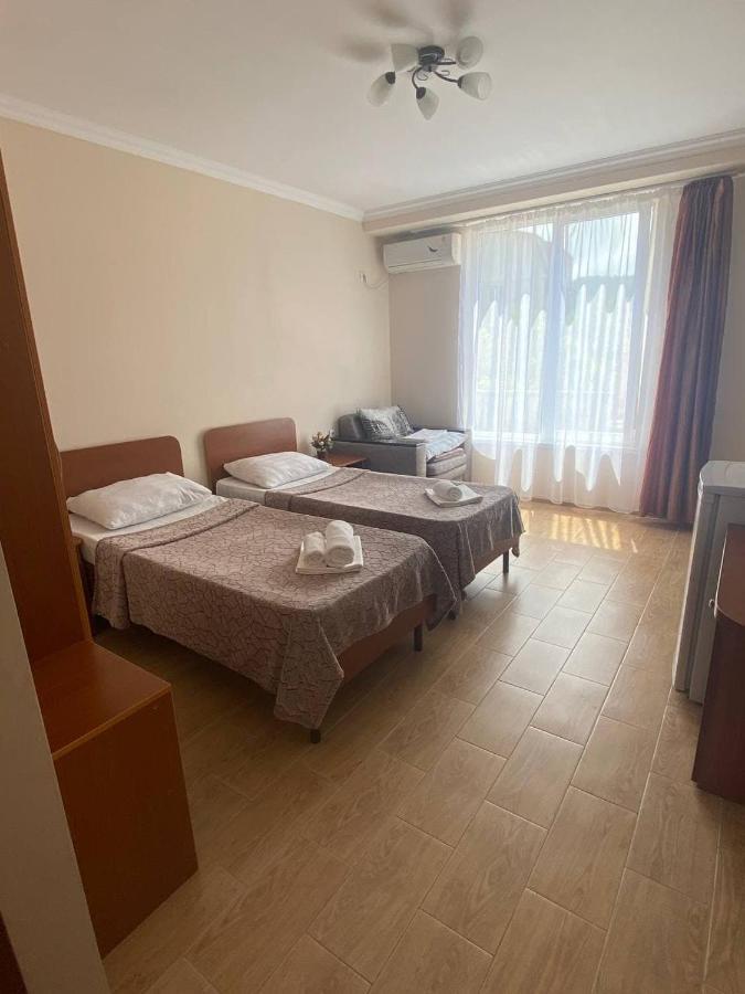 Новомихайловский: Guest House Milana