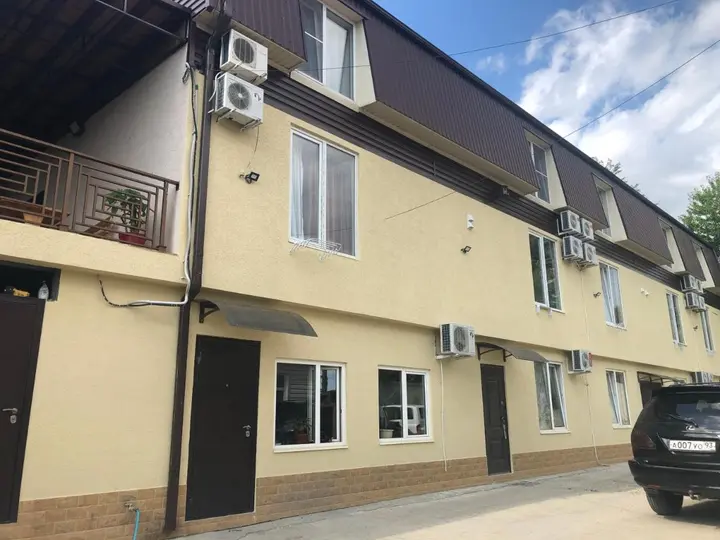 Новомихайловский: Guest House Milana