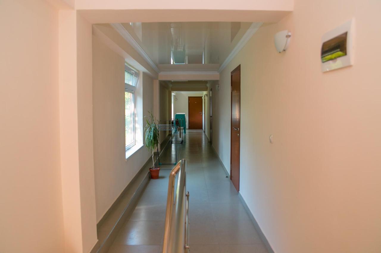 Новомихайловский: Guest House Milana