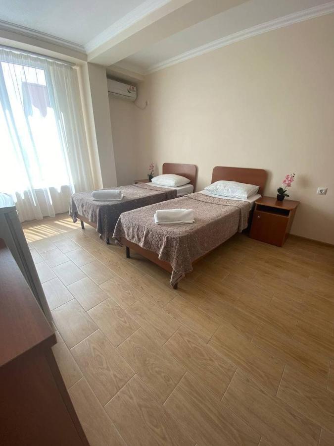 Новомихайловский: Guest House Milana