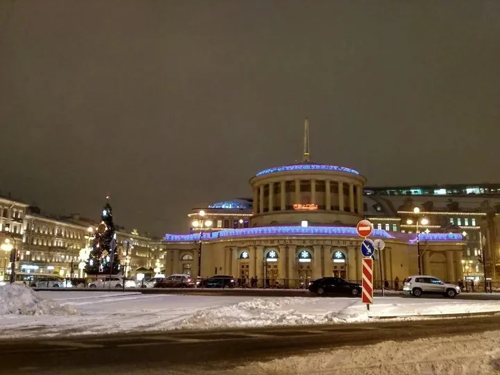 Санкт-Петербург: Жилое помещение Джунгли
