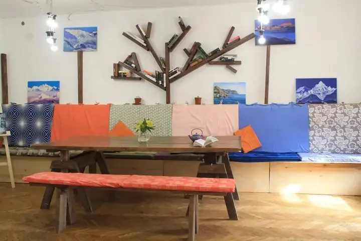 Санкт-Петербург: Hostel Biblioteka