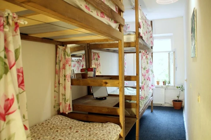 Санкт-Петербург: Hostel Biblioteka