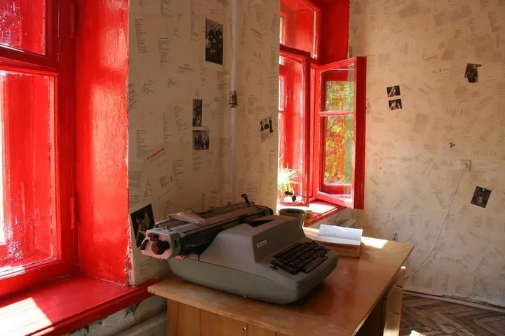 Санкт-Петербург: Hostel Biblioteka