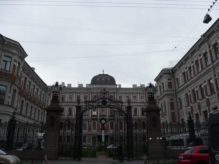 Санкт-Петербург: Hostel On Mokhovaya