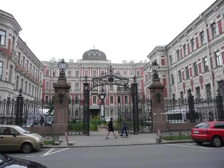 Санкт-Петербург: Hostel On Mokhovaya