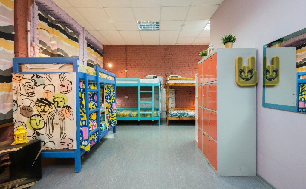 Санкт-Петербург: Red House Hostel