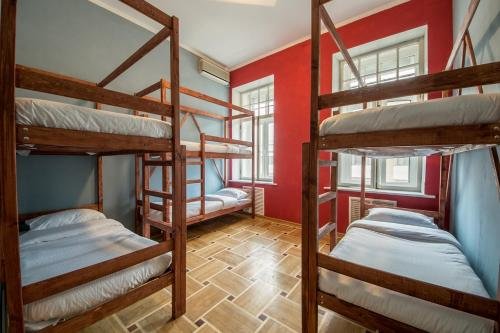 Санкт-Петербург: 12 Hostel