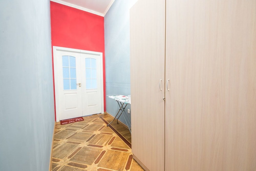 Санкт-Петербург: 12 Hostel