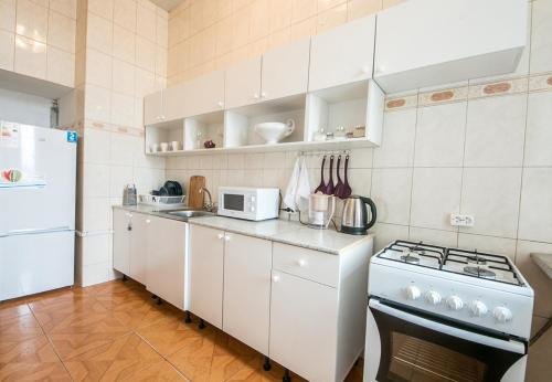 Санкт-Петербург: 12 Hostel