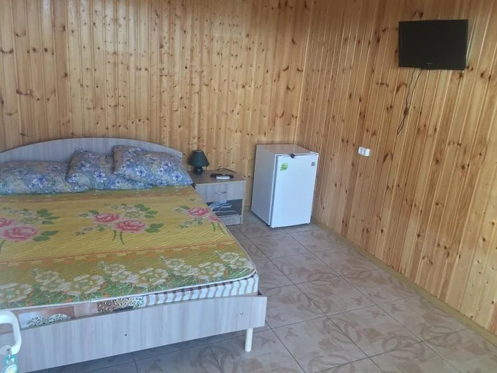 Голубицкая: Apelsin Guest House