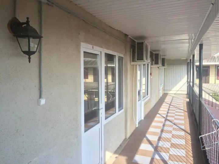 Голубицкая: Apelsin Guest House
