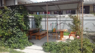 Голубицкая: Apelsin Guest House