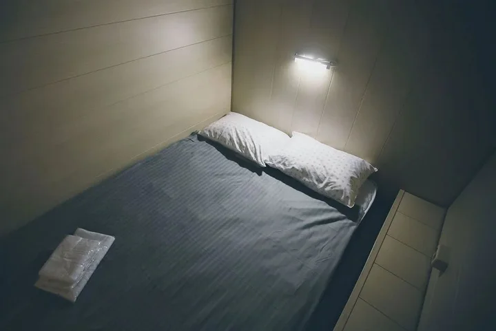 Санкт-Петербург: Your Space capcule - Hostel