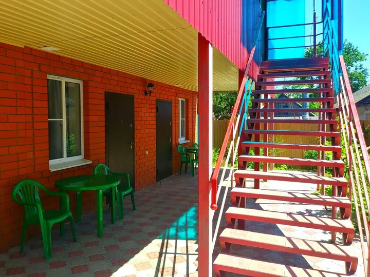 Ейск: U Azovskovo Morya Mini-hotel