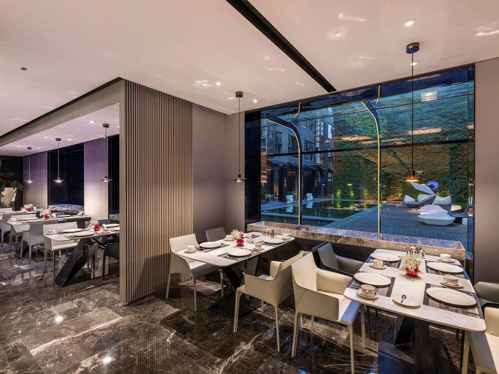 Янчжоу: Novotel Yangzhou Slender West Lake