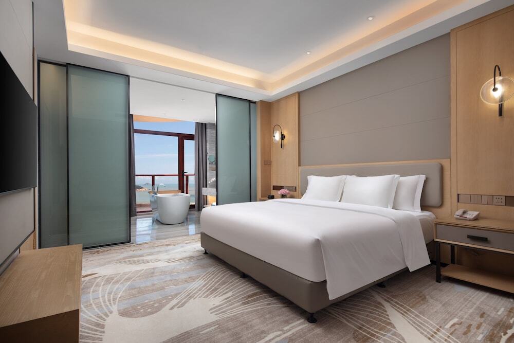 Чжоушань: Crowne Plaza Zhoushan Seaview, an IHG Hotel
