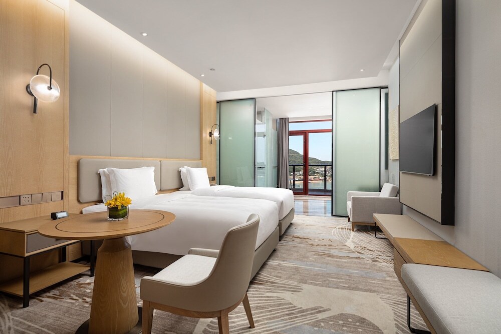 Чжоушань: Crowne Plaza Zhoushan Seaview, an IHG Hotel