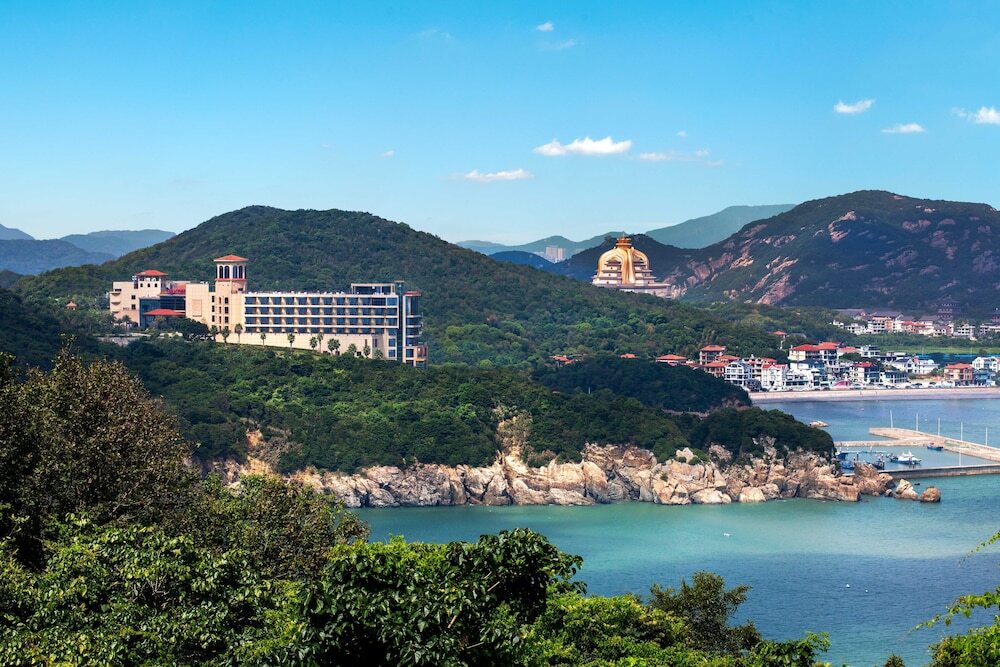 Чжоушань: Crowne Plaza Zhoushan Seaview, an IHG Hotel
