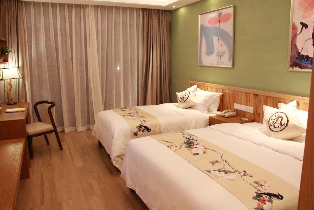 Синтай: Queshan Lake Arcadia Intl Resort