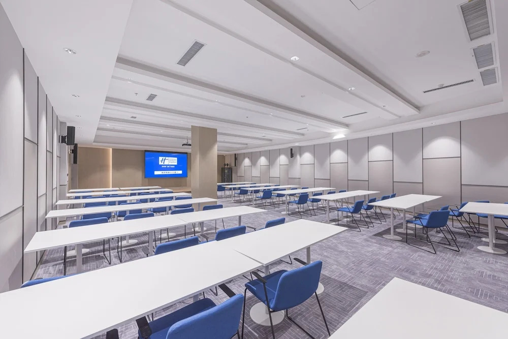 Чжэнчжоу: Holiday Inn Express Dengfeng Songshan, an IHG Hotel