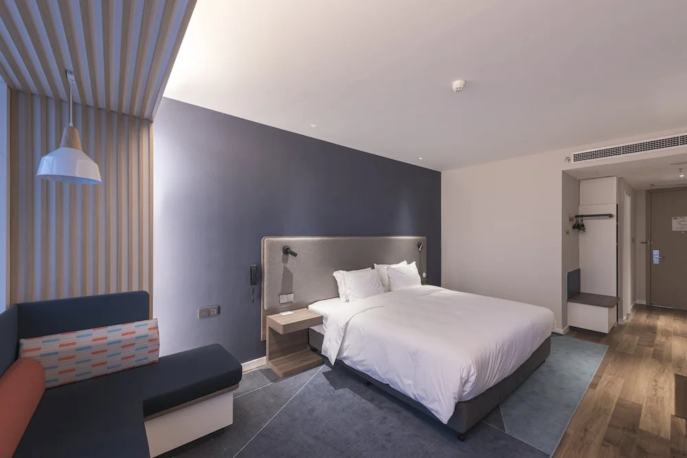 Чжэнчжоу: Holiday Inn Express Dengfeng Songshan, an IHG Hotel
