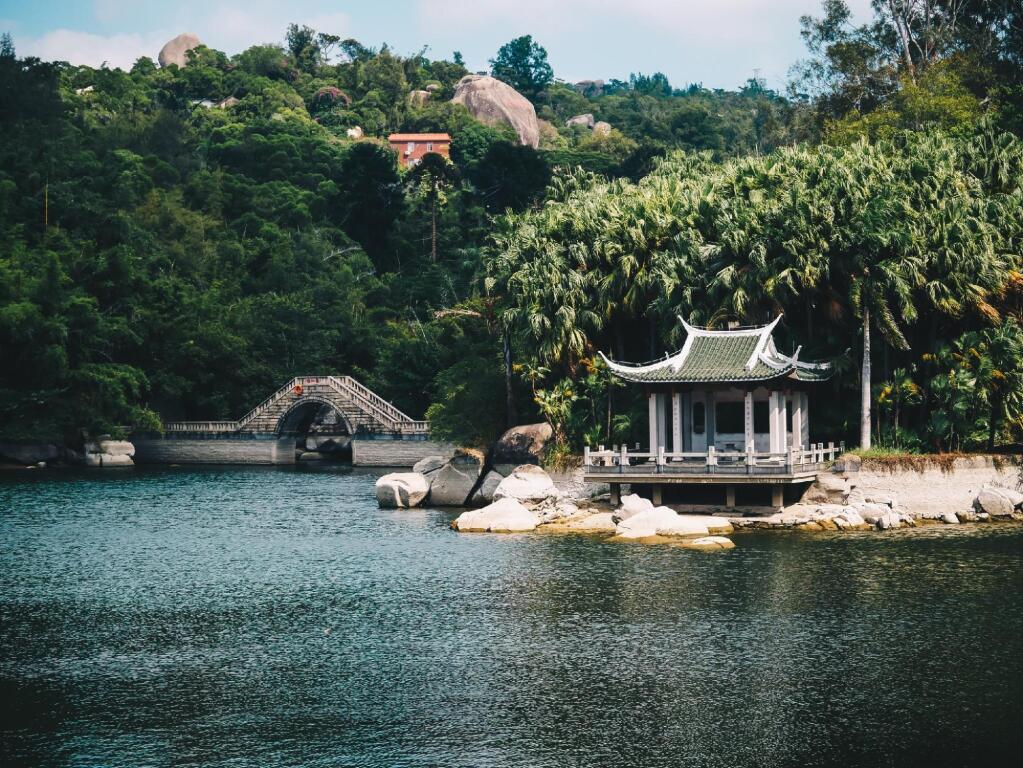 Сямынь: W Xiamen