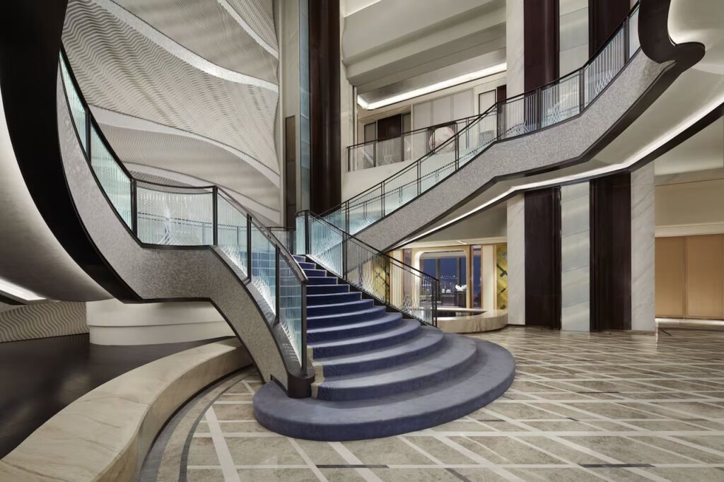 Циндао: The St. Regis Qingdao