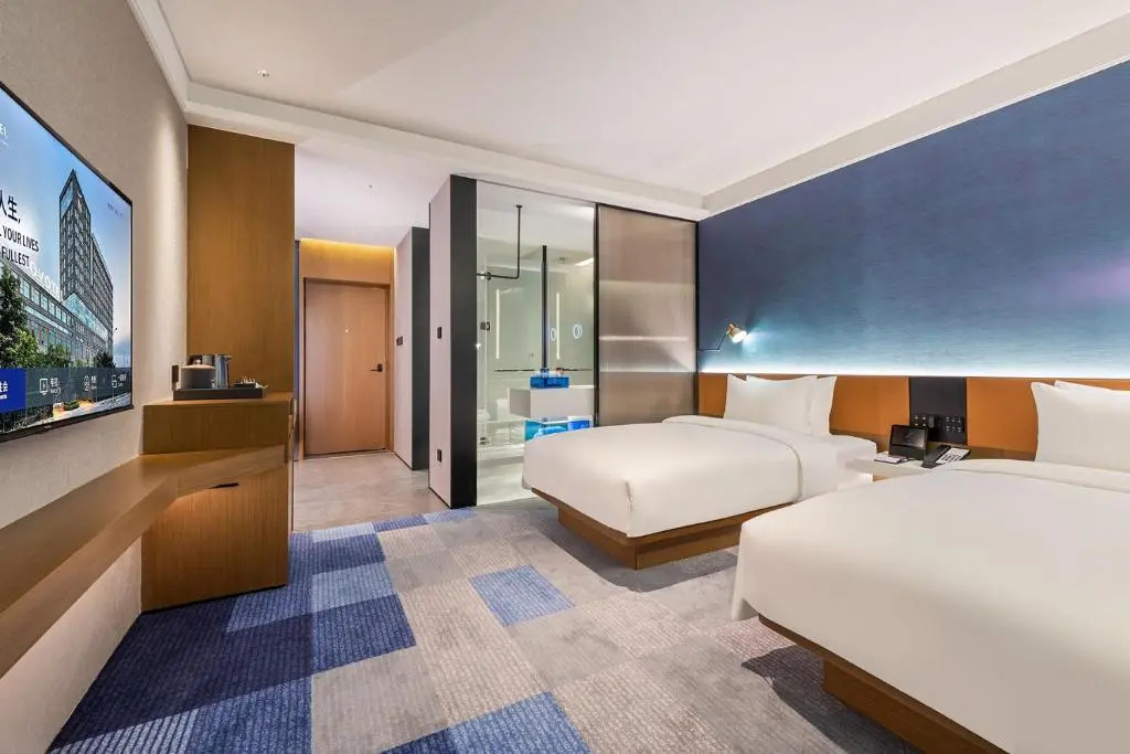 Дунгуань: Novotel Dongguan Songshan