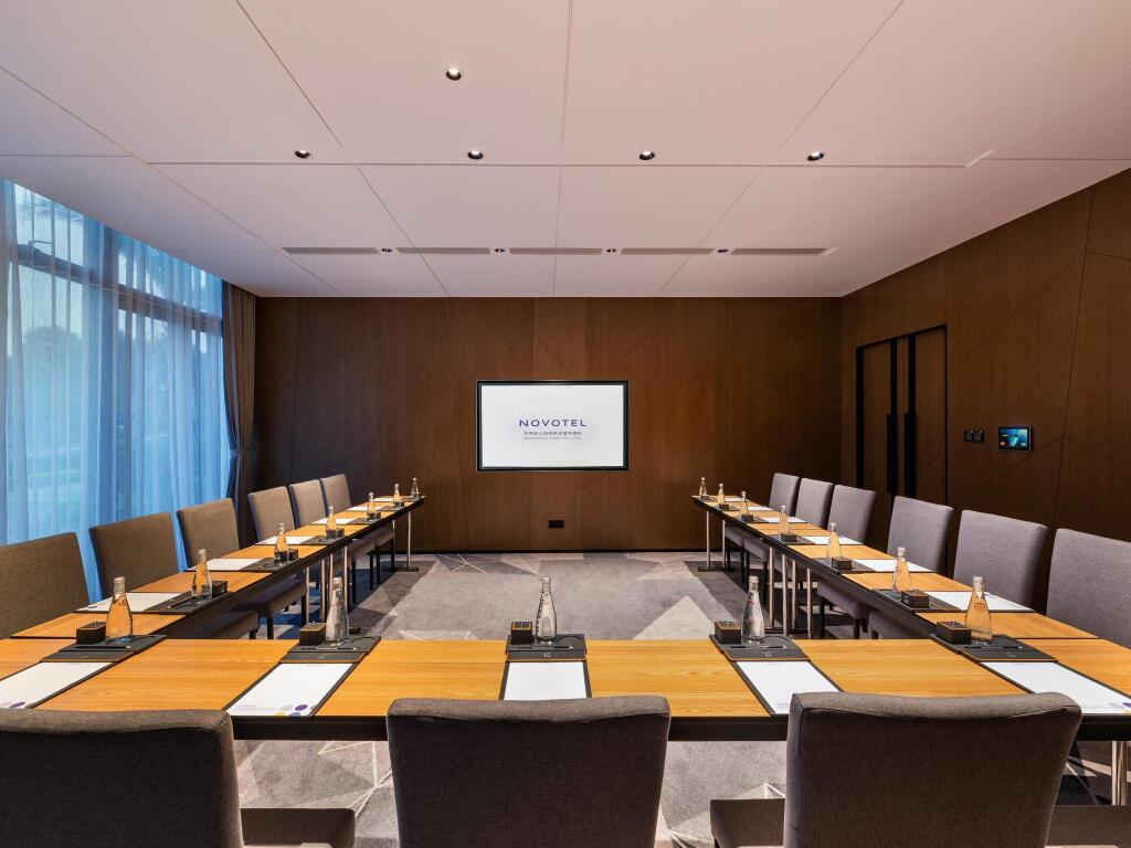 Дунгуань: Novotel Dongguan Songshan
