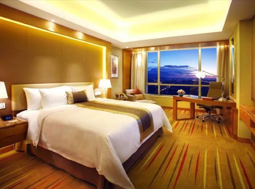 Чжэнчжоу: Zhengzhou Hongrui Business Hotel