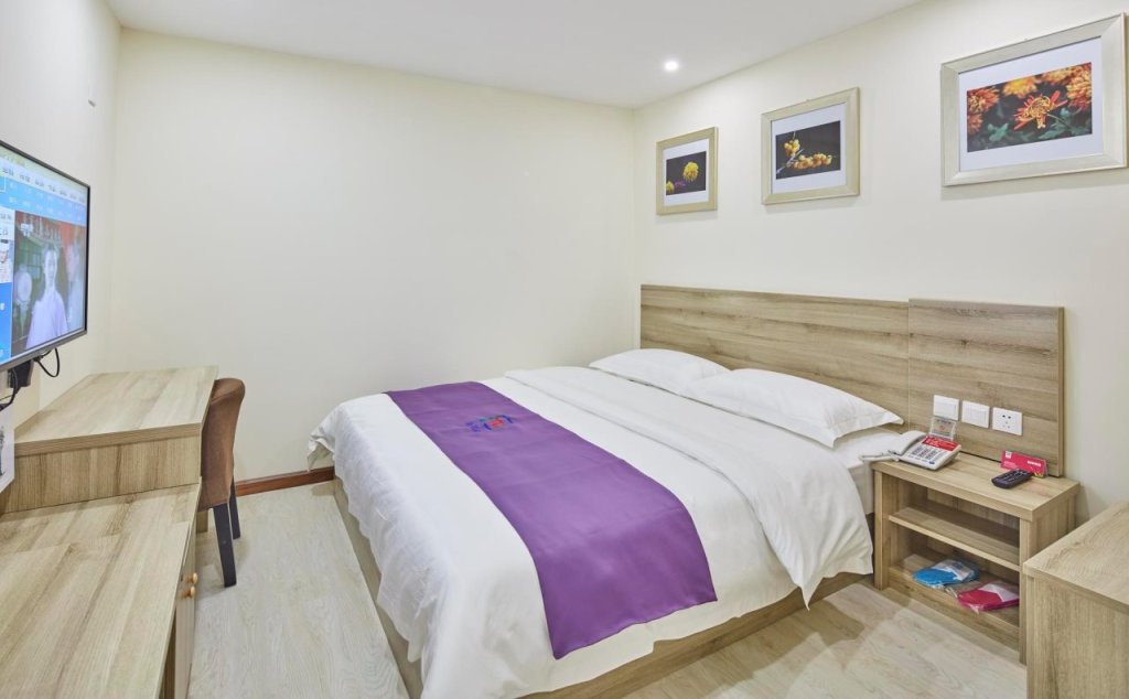 Синин: Pai Hotel Xining limeng Walking Street