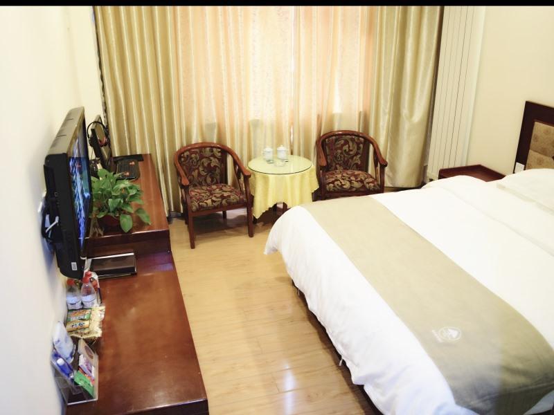 Чжанцзякоу: GreenTree Alliance ZhangJiaKou Jingkai District Weisan Road Railway Station Hotel