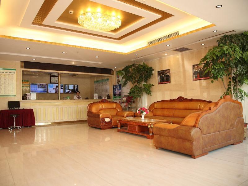 Чжанцзякоу: GreenTree Alliance ZhangJiaKou Jingkai District Weisan Road Railway Station Hotel
