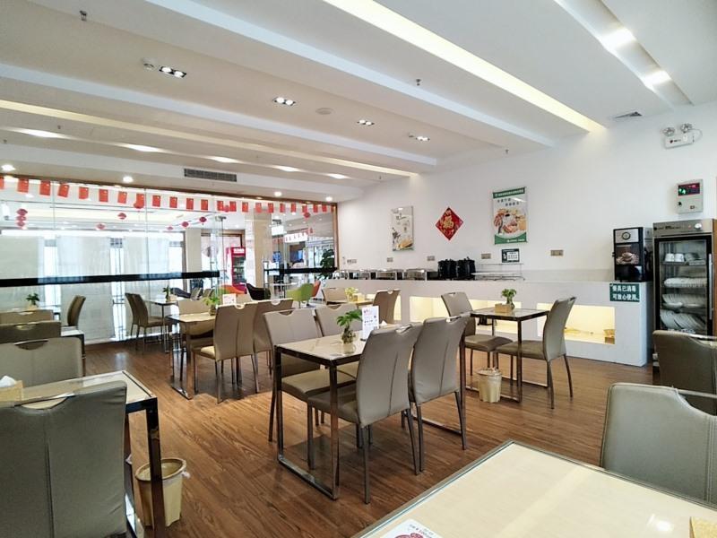 Баоцзи: GreenTree Inn Baoji Fengxiang District Donghu Hotel