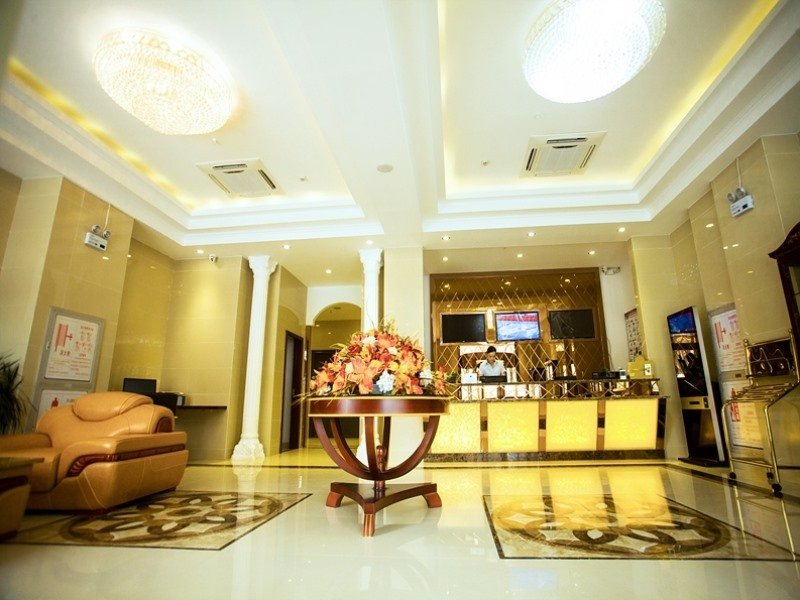 Тайчжоу: GreenTree Inn Jianyan Renmin Middle Eastern Sleepless city Pedestrian Express Hotel