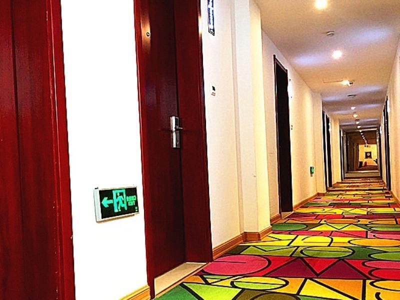 Жичжао: Shell Rizhao Donggang Area Taoge Town Bus Station Hotel