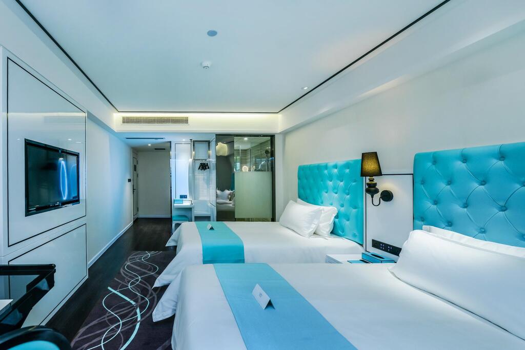 Хойчжоу: Xana Hotelle Huizhou Big World