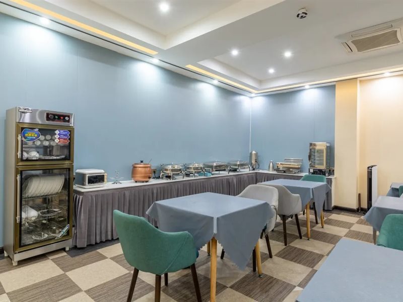 Хойчжоу: Xana Hotelle Huizhou Big World