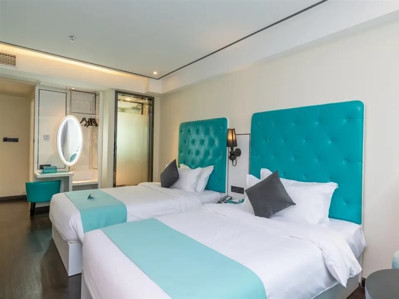 Хойчжоу: Xana Hotelle Huizhou Big World
