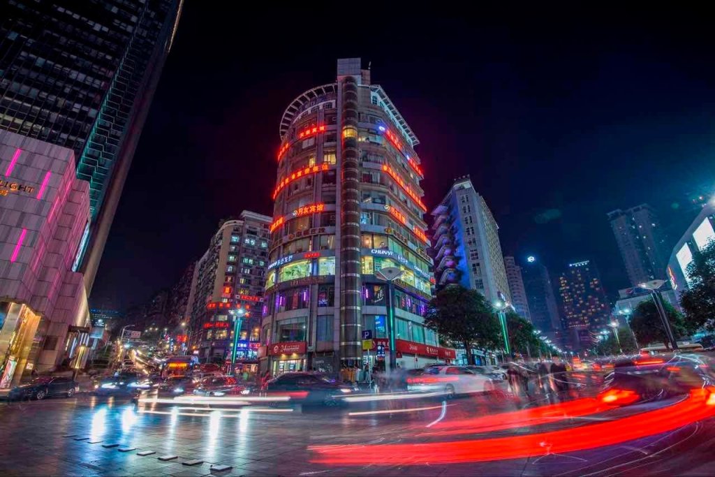 Чунцин: 7 Days Premium·Chongqing Guanyinqiao Pedestrian Street Light Rail Station