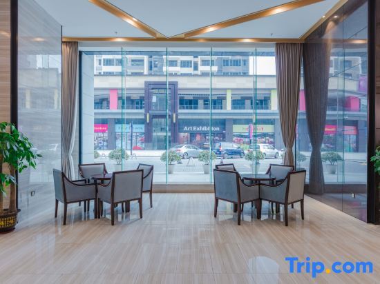 Джиангме: Easco Hotel