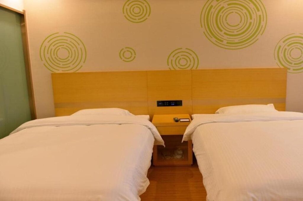 Лоян: GreenTree Inn Luoyang Ruyang County Dujuan Avenue Hotel