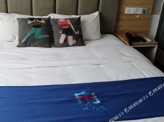 Чжэнчжоу: Pai Hotel Xinzheng Longhu School of Engineering